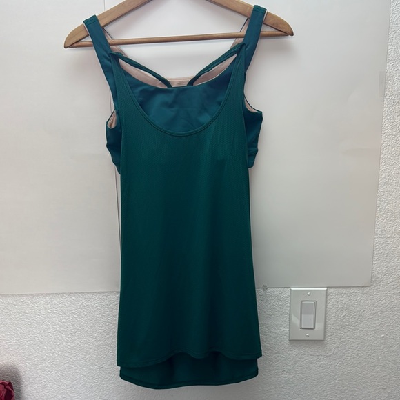 lululemon athletica Teal Tank Top with Bras - Picture 5 of 8